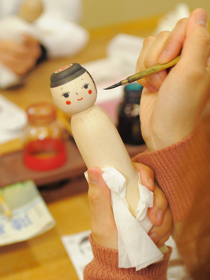 絵付け体験　団体向けイメージ写真